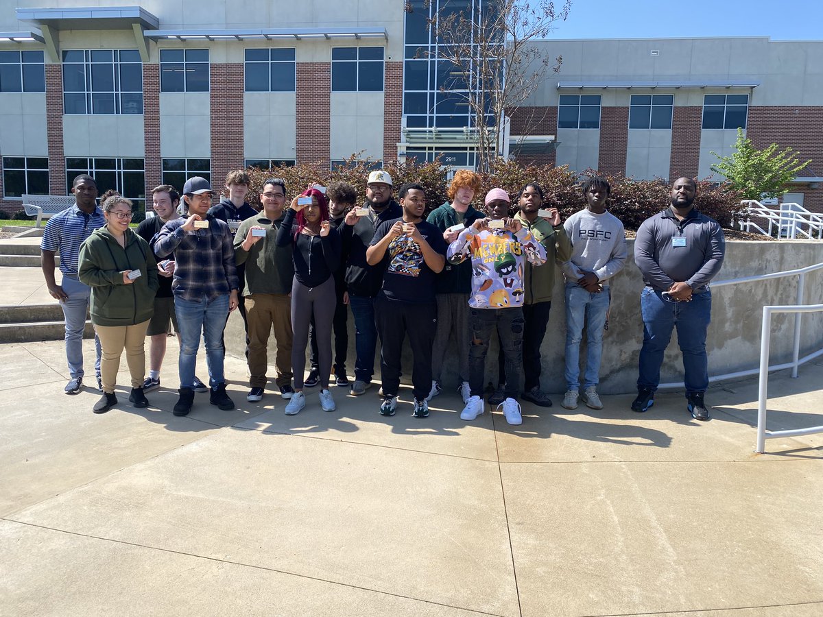 Christina Sapusek tweet media