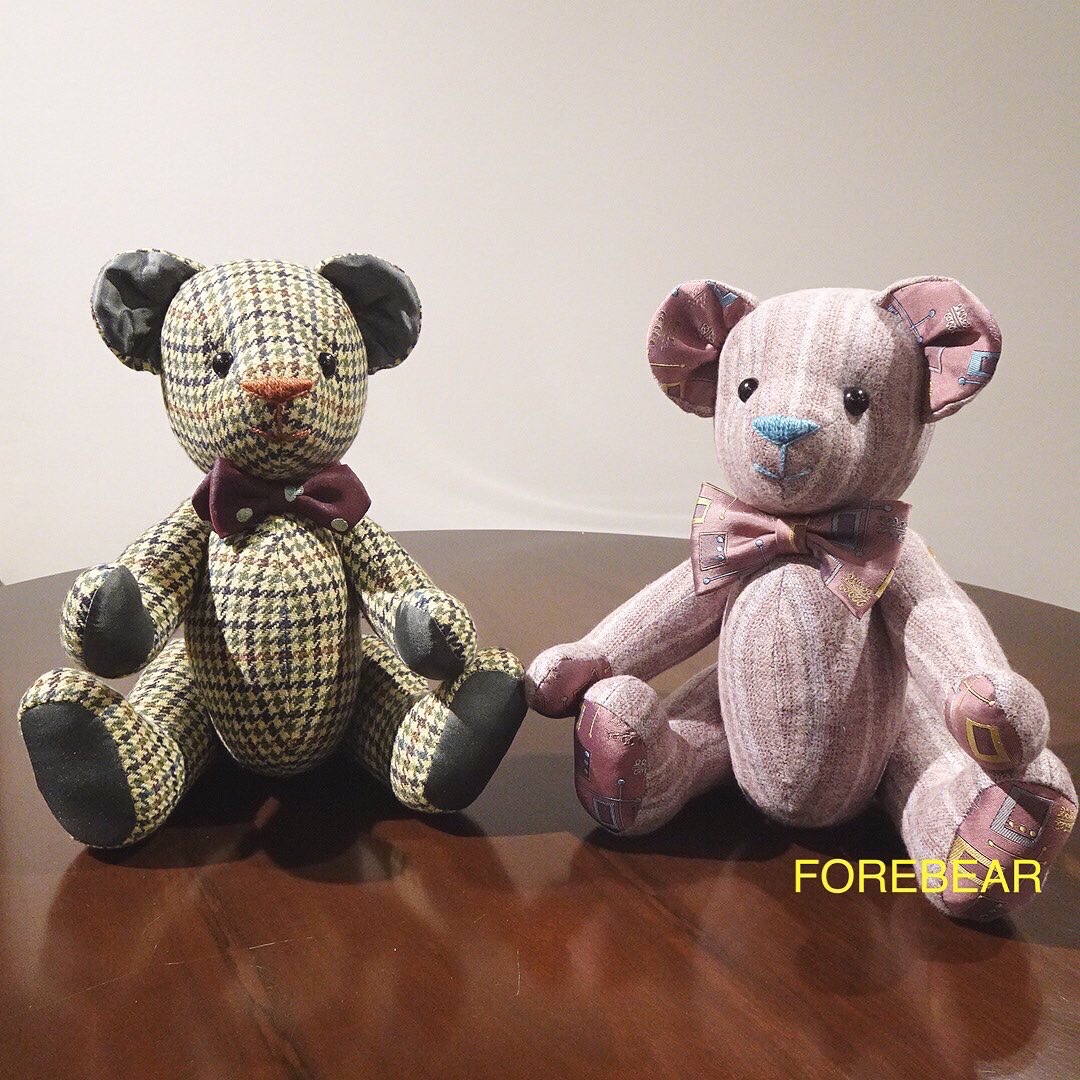 noma56's tweet photo. 想い出のジャケット・シャツ・ネクタイから『FOREBEAR』をお作りしました。

大切な方との思い出をいつまでもおそばに置いておけます。

#forebear #フォーベアー #テディベア #テディベアリメイク https://t.co/CwAr8TuGWd