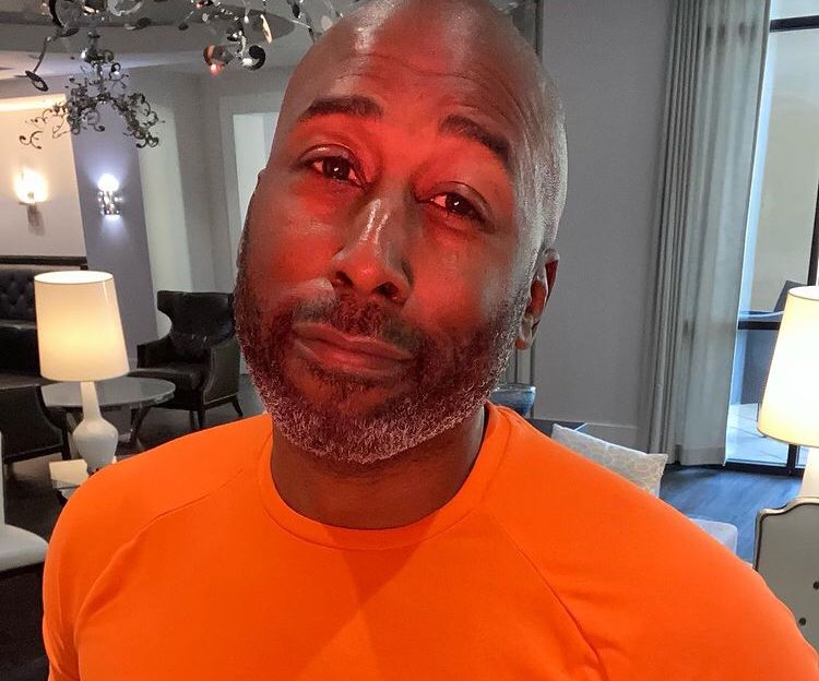 nelson_harlow's tweet image. Don’t let your eyes be blinded by my handsomeness