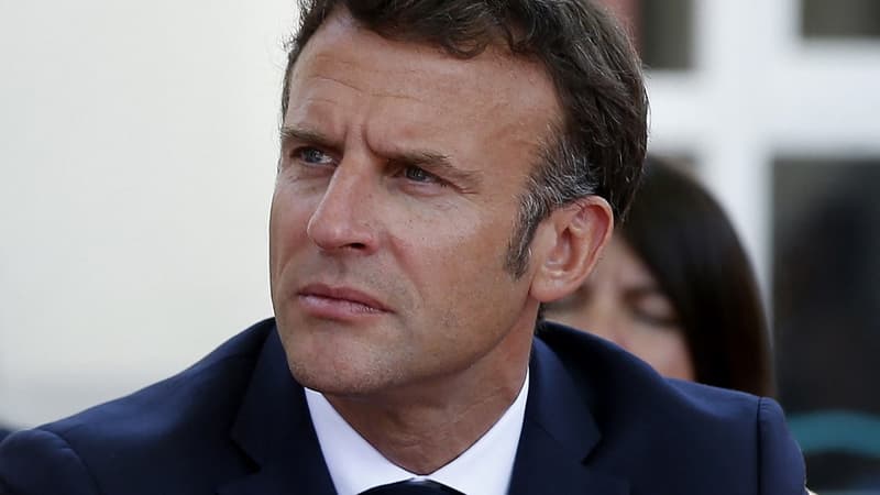 BFMTV's tweet photo. Brigitte Macron annonce qu'Emmanuel Macron va "bientôt" venir à Marseille
https://t.co/bymoZFGYlp https://t.co/UUuPyBjGOj
