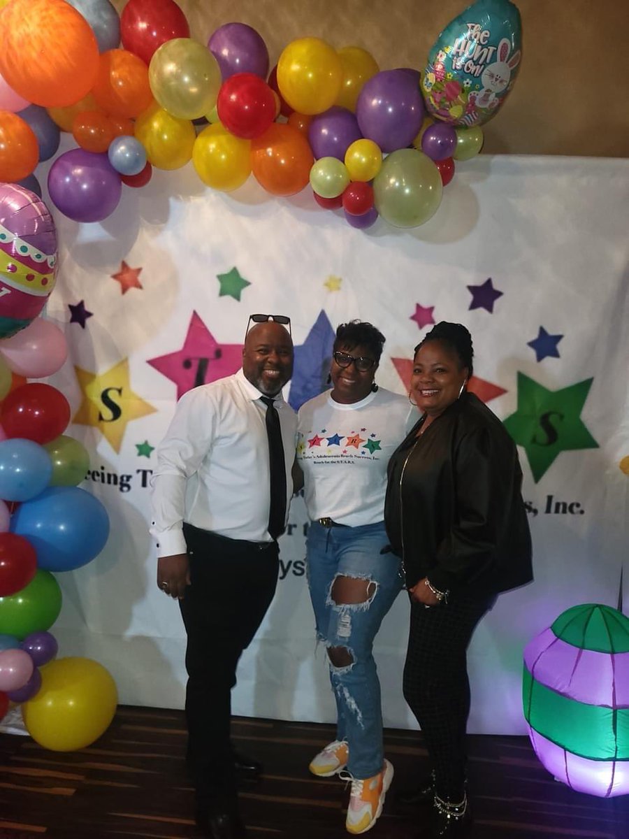 Starsinc_1's tweet photo. I would like to say thank you all for coming out to our Easter Egg Hunt event 🐣 We had a GREAT time with all the parents and students! If you missed this event don’t worry there will more to come! 📚💙 https://t.co/BhIEqZKDsg