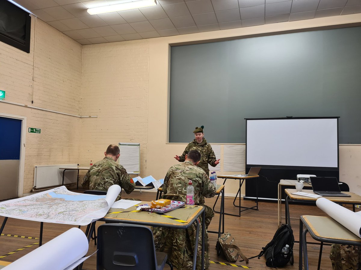 CTTScotland's tweet photo. 1/2 I had a fabulous visit to both AIC &amp; CCF (B) on a bright coldish day in Edinburgh. All students are on form &amp; some excellent Teachbacks were delivered. Well done team great effort. Still to do shooting, fieldcraft &amp; overnigh under the basha. @ArmyCadetsUK @CCFcadets 🇬🇧💂‍♂️🏴󠁧󠁢󠁳󠁣󠁴󠁿👍 https://t.co/Hz6fUyz5e5