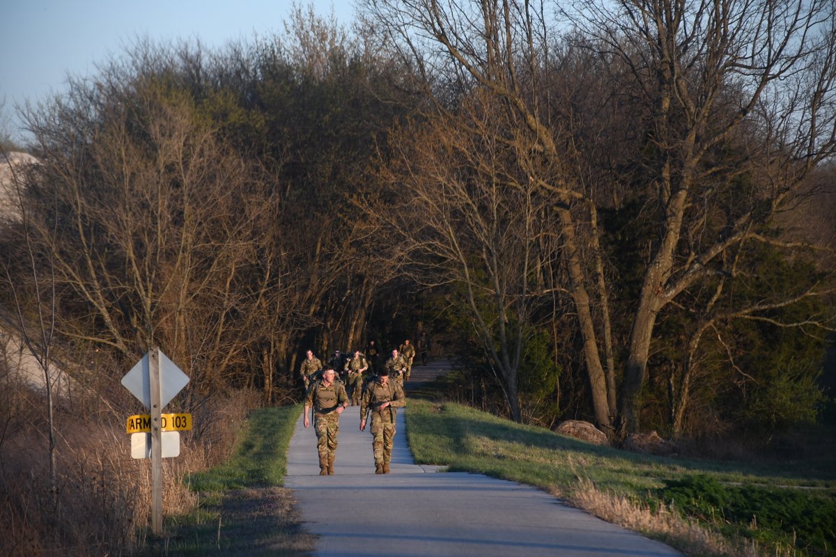 MoStateArmyROTC's tweet photo. Over the weekend the Bear Battalion put together a local Norwegian Foot March (NFM) competition. The NFM is an endurance test requiring everyone to run/march a 30km (18.6-mile) long route, while carrying a rucksack weighing 11kg (24Ibs).  Congratulations to everyone!🐻 https://t.co/xW7GqFsMOw
