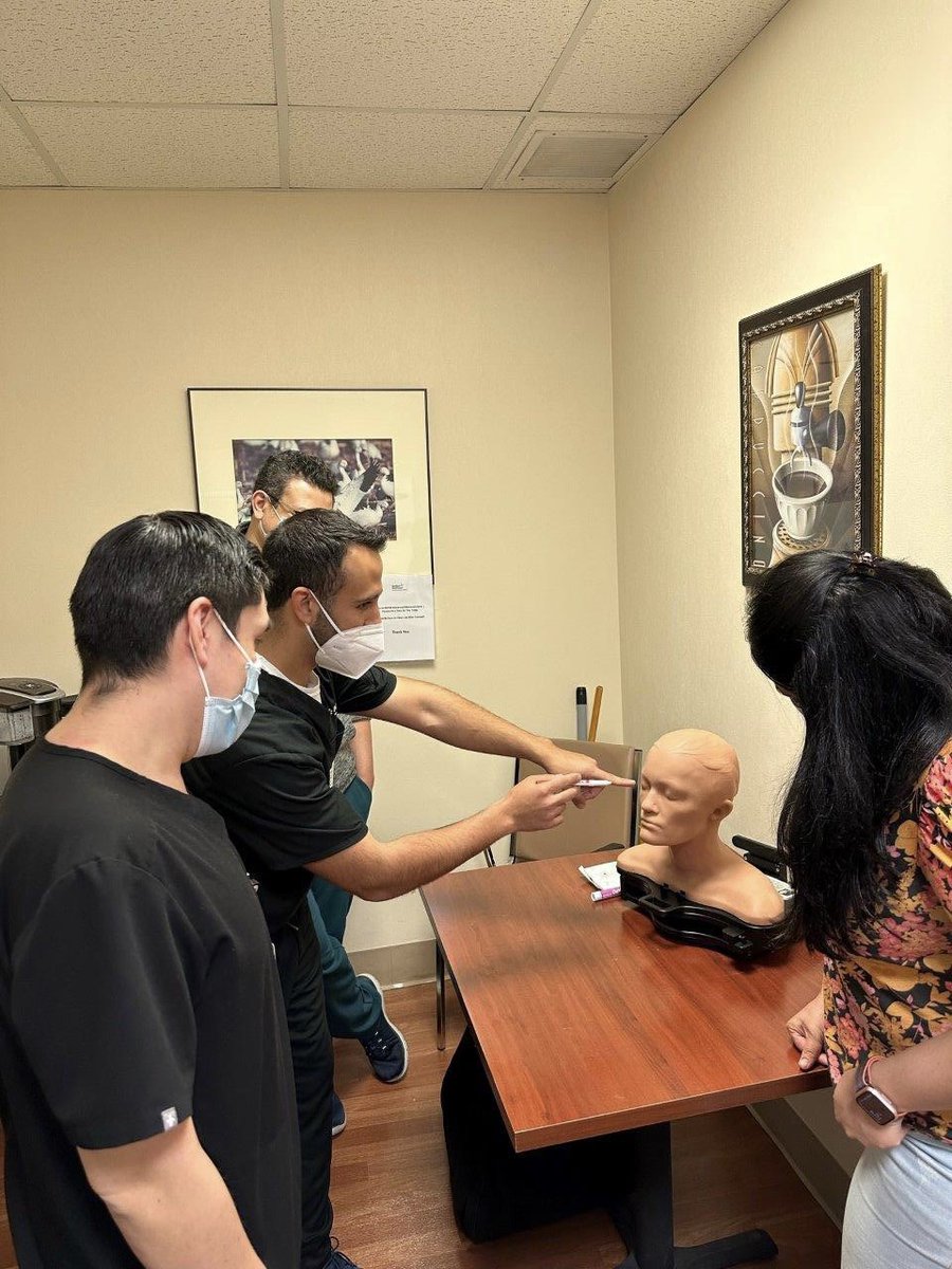 It was a full house today during Tuesday didactics as residents were trained in toxin injections for chronic migraine as part of their HEADucation curriculum!  🤕💉🔜🙂