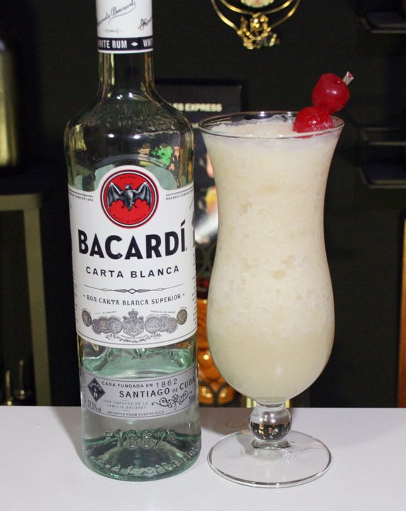 BarmaninRed's tweet image. LA MEJOR PIÑA COLADA AMARETTO
Mi video en YouTube:
youtu.be/QtJBOoryI9o