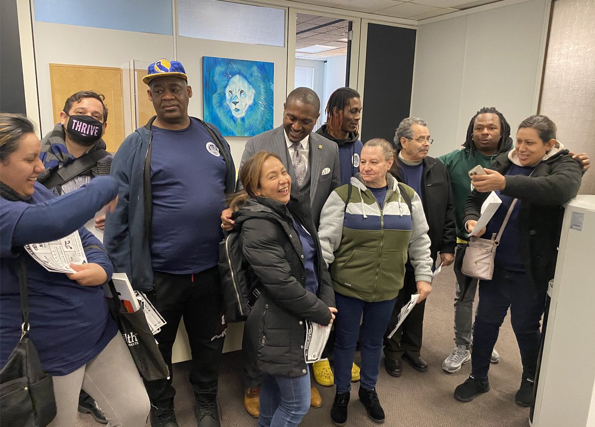 chi_temps's tweet photo. @TempEmployees @RobertJPeters @egonzalezjr96 We missed the deadline to pass through Senate on that session with the Temp Worker Fairness and Safety Act (#TWFSA), BUT are hopeful🤞🏽to pass through both the House & Senate during the 3rd or 4th week of April!
🔍To view the amended bill ➡️ https://t.co/hJeTSCQZJd https://t.co/YEfyzXQIi8