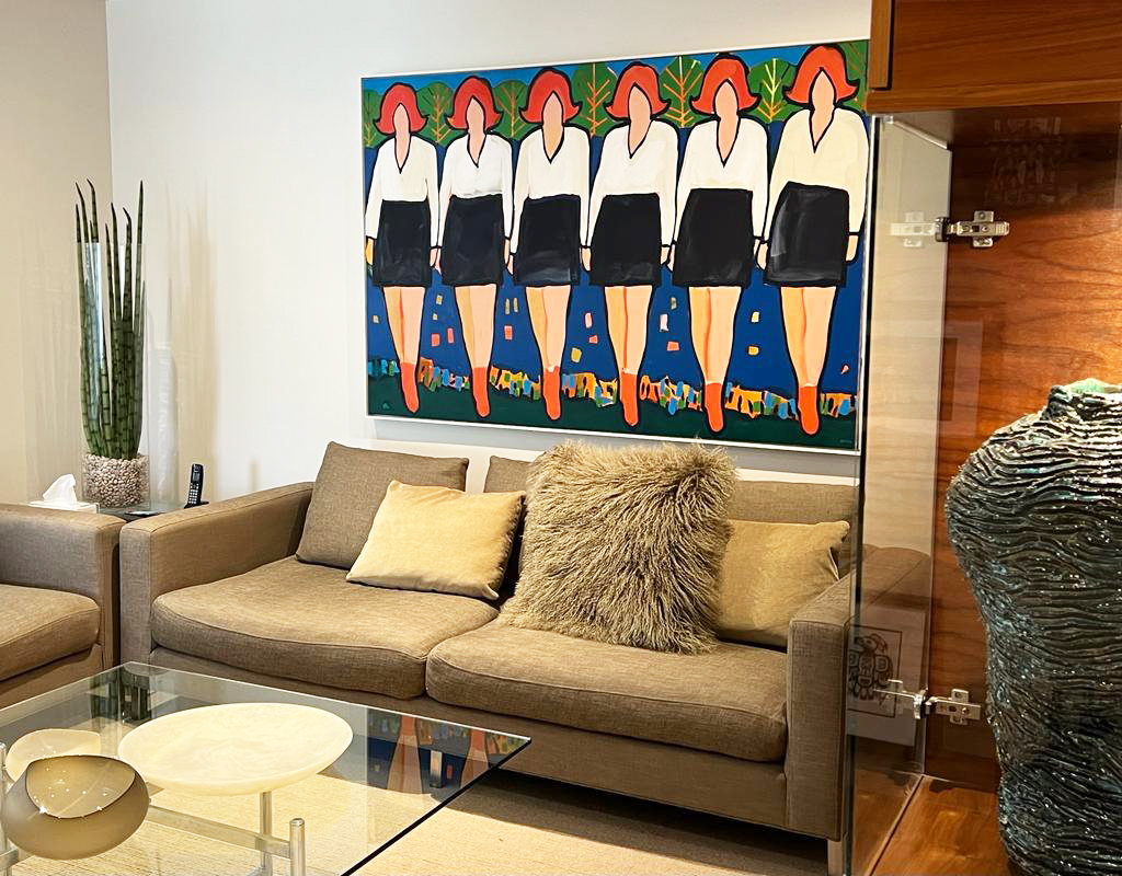 Client stories ✨

See how this custom framed painting by Alexandrya Eaton looks in our client's home. Modern, bold and colourful, what's not to love?
.
.
.
#art #decor #homedecor #home #interior #interiordesign #designideas #inspiration #custom #painting #modern #artgallery