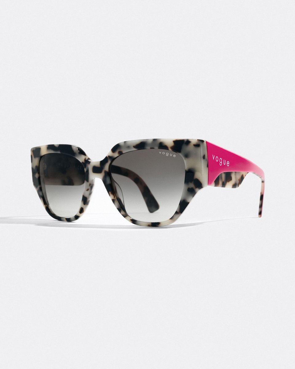 VogueEyewear's tweet photo. It's not just a color, it's an attitude! Celebrate 50 years of fashion-forward eyewear with Vogue Eyewear's super bold shapes and special hot pink hue. #LetsVogue
https://t.co/xFCoYvNTpg https://t.co/HPhQPyyiGr