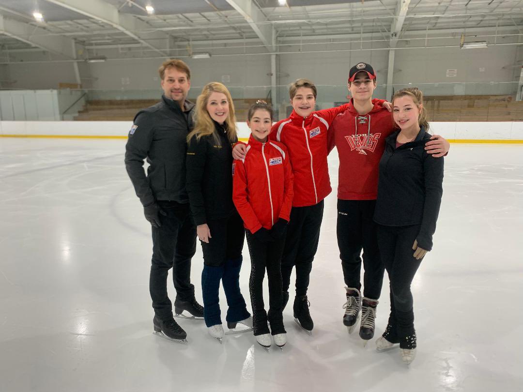 2016 was a big year for the Stone family as the family of six all started skating at the same time 

Read ➡️ usfigureskating.org/news/article/t…
