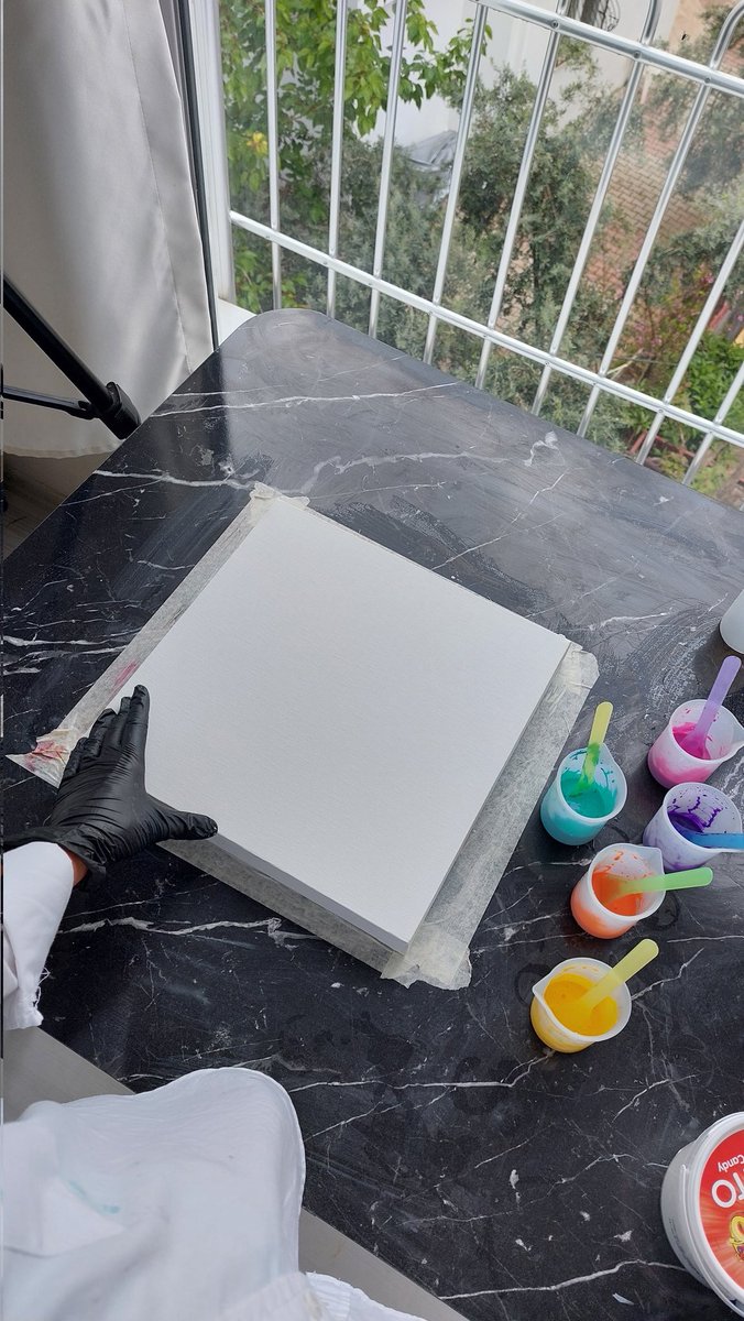 kevichArt's tweet image. GE, Friends! How are you today? 

I'm so tired. But... i'm feeling good. All day I was in work. And in couple of days I'll show you what I created. It will be 4 awesome #pouring abstractions in my own unique technique.

I'm falling off my feet, I'm going to bed, I'll see you  😴