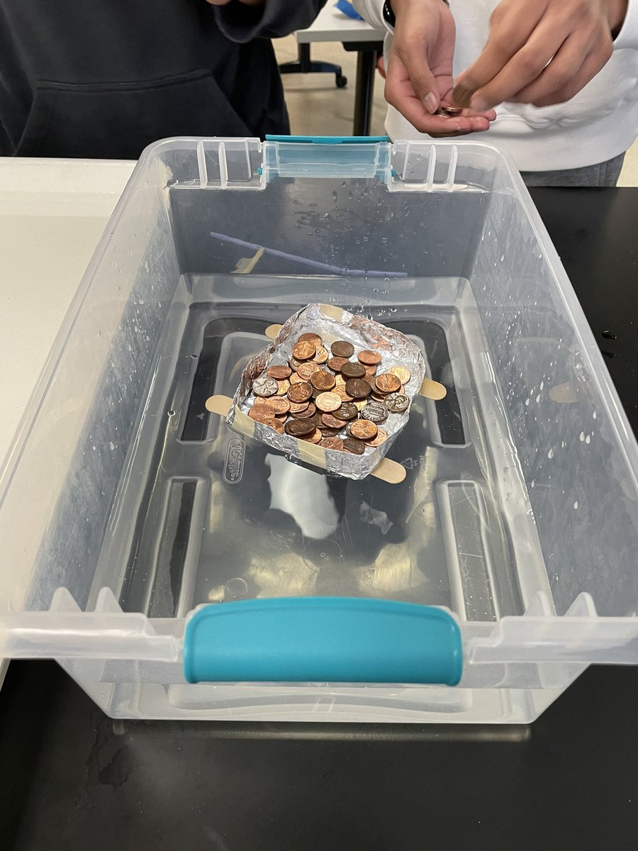 MsSchillingGC's tweet photo. Students in PLTW DDP designed and created boats out of tin foil, popsicle sticks and straws. The goal was for their boat to hold as many pennies as possible without sinking! 
Three groups created boats that were able to hold 81+ pennies! @Garden_City_HS @HagerScience https://t.co/k2YORXMIHL