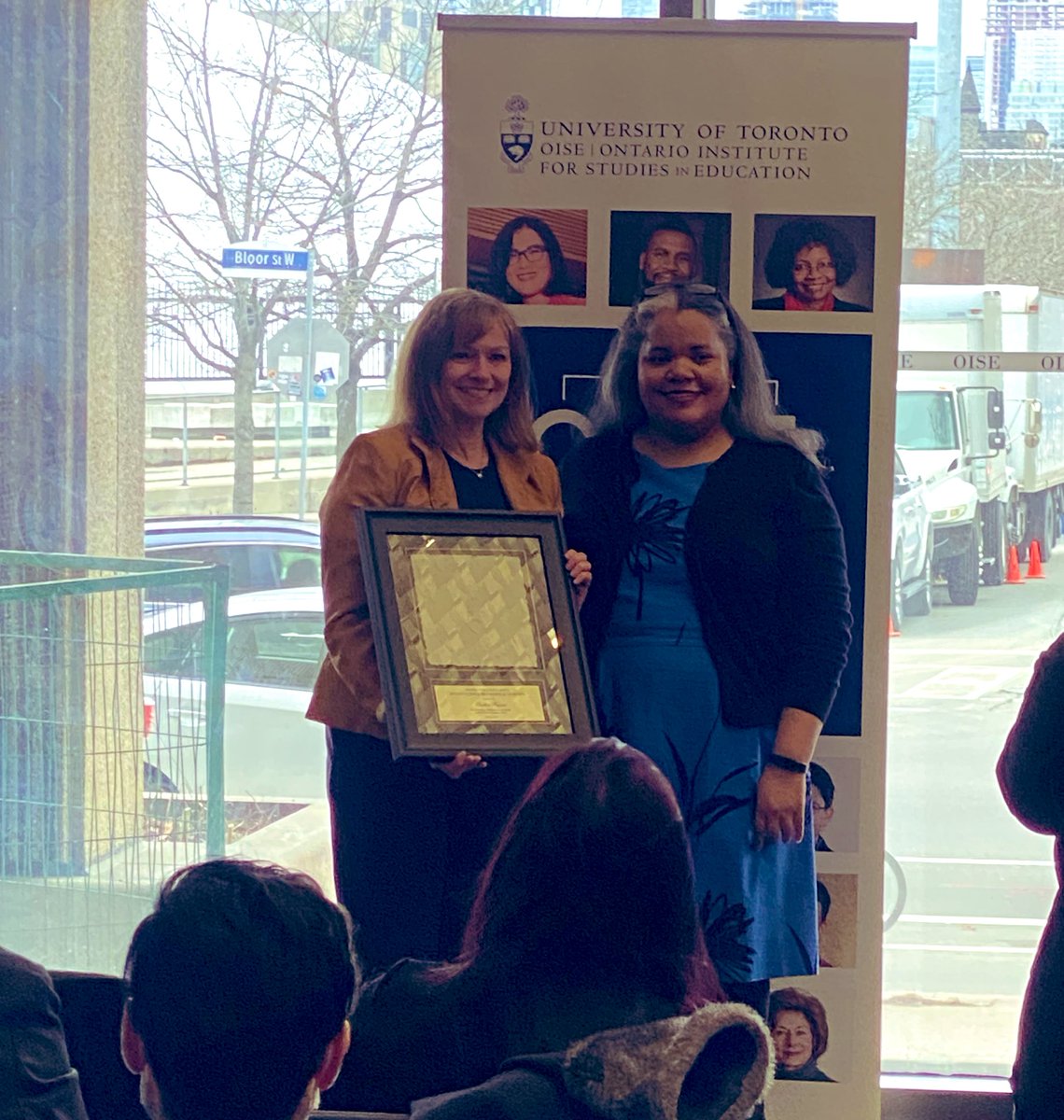 🎉Please join us in congratulating Heather Friesen on her well-deserved Award for Excellence in Continuing &amp; Professional Learning, awarded today <a href="/OISEUofT/">OISEUofT</a>’s Faculty &amp; Staff Excellence Awards Ceremony! 🎉Read more cpl.oise.utoronto.ca/2022-23-oise-c…