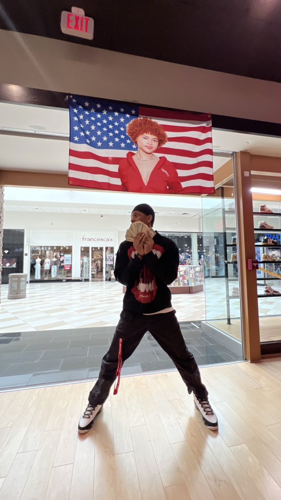rhakimali's tweet photo. IN ICE WE SPICE 🔥🇺🇸🫡 https://t.co/gVGNGvFtTF