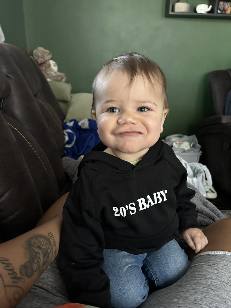 mixedbrittbabe's tweet photo. How is my sweet boy gonna be 1 in 2 weeks 😩🥲😭 https://t.co/Iqno3BUaAX