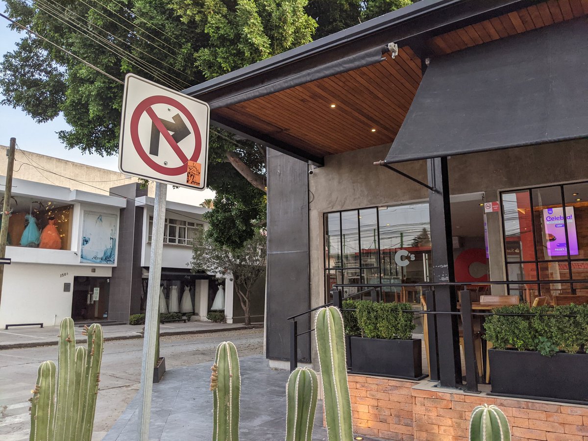 MataTheProtogen's tweet photo. Today I pasted the first @animalartcrimes sticker in my city and I put it outside my work :),
Official cafeteria for Furrys meetings in San Luis Potosí
#FurryFandom #Sticker #YipYapYop #Confuror #AnimalArtCrimes https://t.co/0Gt1iwbALv