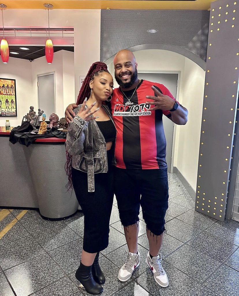 Chlöe x Halle Now tweet media