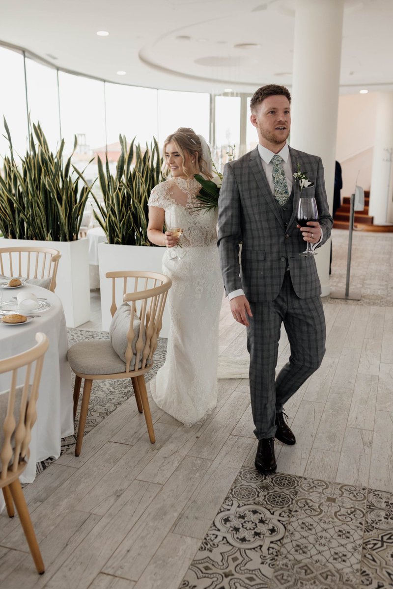 licandroWP's tweet photo. A fresh #tropicalwedding style for a 5* #hotelwedding #banquet in  #tenerife @gfhoteles 

https://t.co/SSbmt8RLUU 

#licandroweddings #weddingplanner #wedding #weddingday #gfvictoria https://t.co/N6aNZ9dHGI