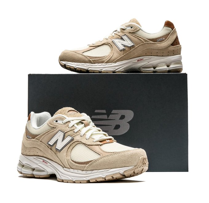SOLELINKS on Twitter "Ad New Balance 2002R dropped today via Foot
