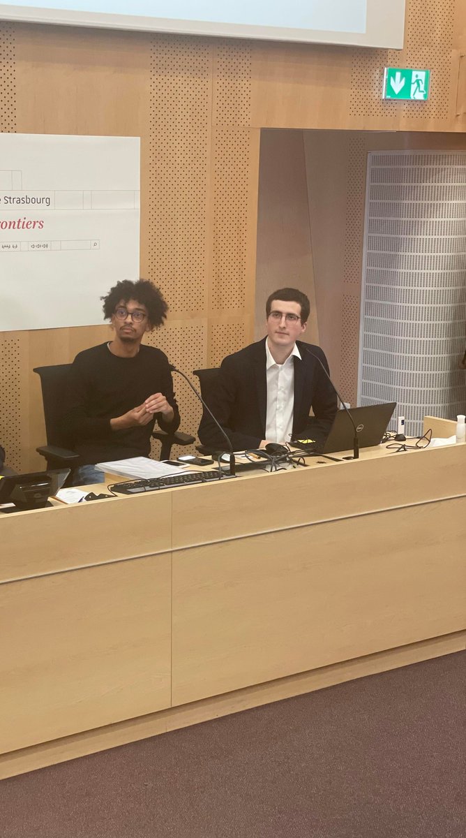 S'est tenu aujourd'hui le Conseil Académique de l'<a href="/unistra/">-</a> où j'ai rendu mon mandat de Vice-Président Étudiant au Conseil Académique, après deux ans d'engagement à l'université pour les étudiant-e-s strasbourgeois-e-s.

Félicitations à <a href="/JehanGounelle/">Jehan Gounelle</a> pour son élection !