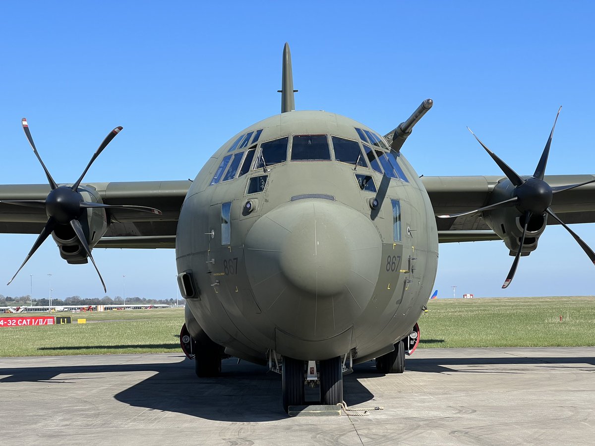 Multiflight tweet media