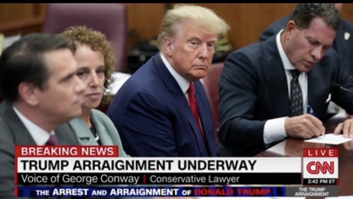 La torpeza de los enemigos y malquerientes del presidente <a href="/realDonaldTrump/">Donald J. Trump</a> no tiene límites: con el atropello de hoy, lo van a hacer  reelegir. Yo estaré gustoso de votar por un hombre que se ha enfrentado decididamente contra la mafia zurda norteamericana. ¡Viva EEUU! (A.D.L.E)