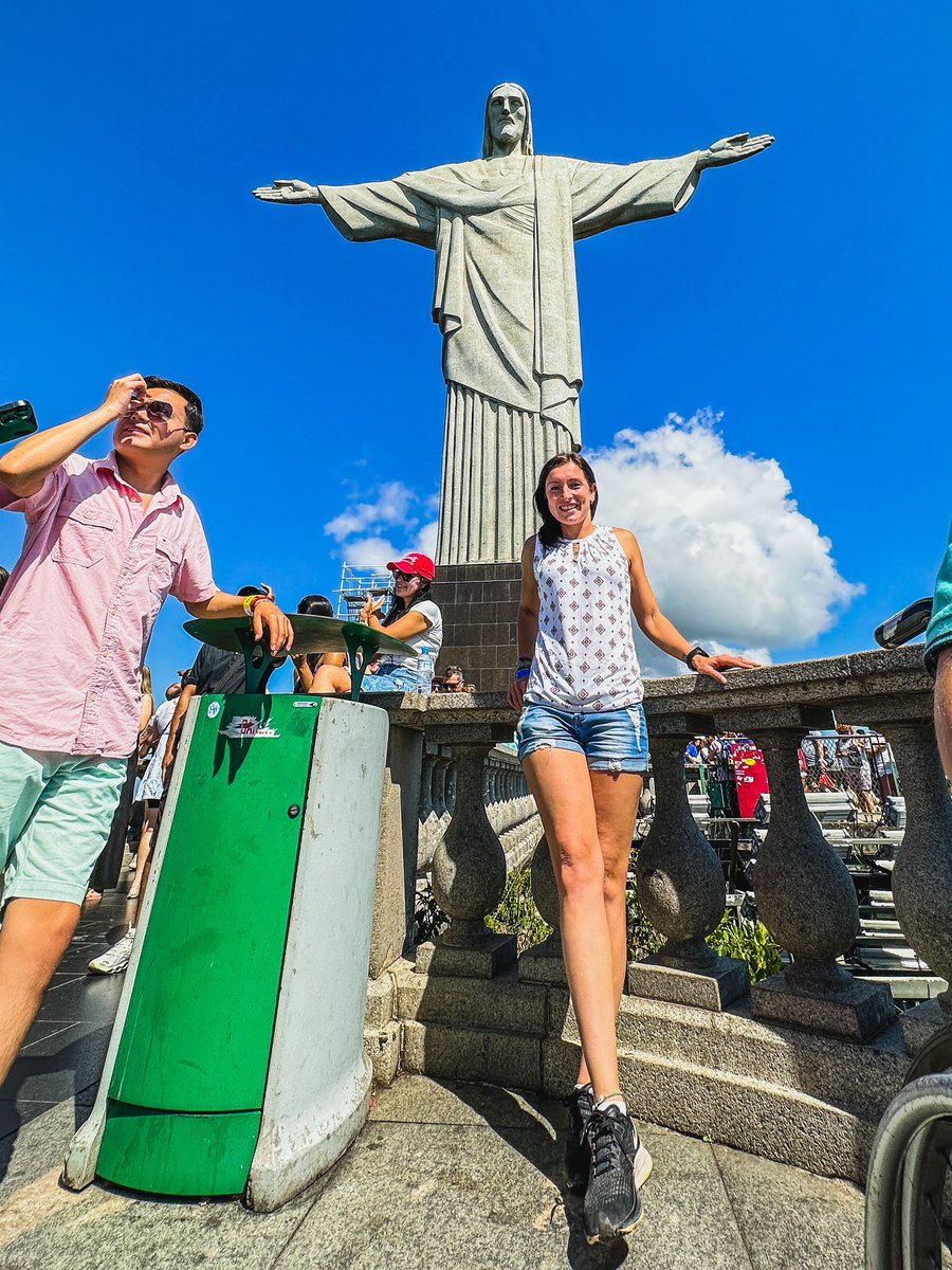 Maria__1411's tweet photo. Finding the right spot 📸😅🇧🇷🫶🏻

#christo #rio #riodejaneiro #corcovado #christoredentor #brasil #trip #livingthedream #aroundtheworld #staytuned😎 https://t.co/IuNFzABqBV