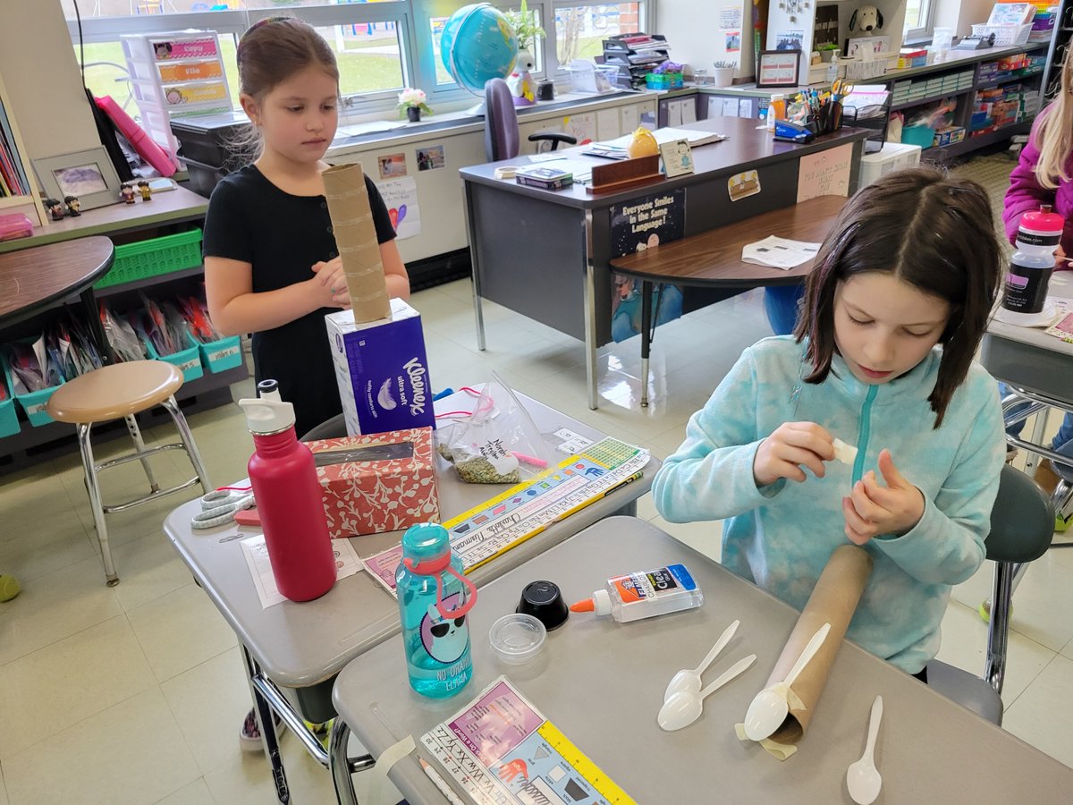 Mrs. Etzel tweet media