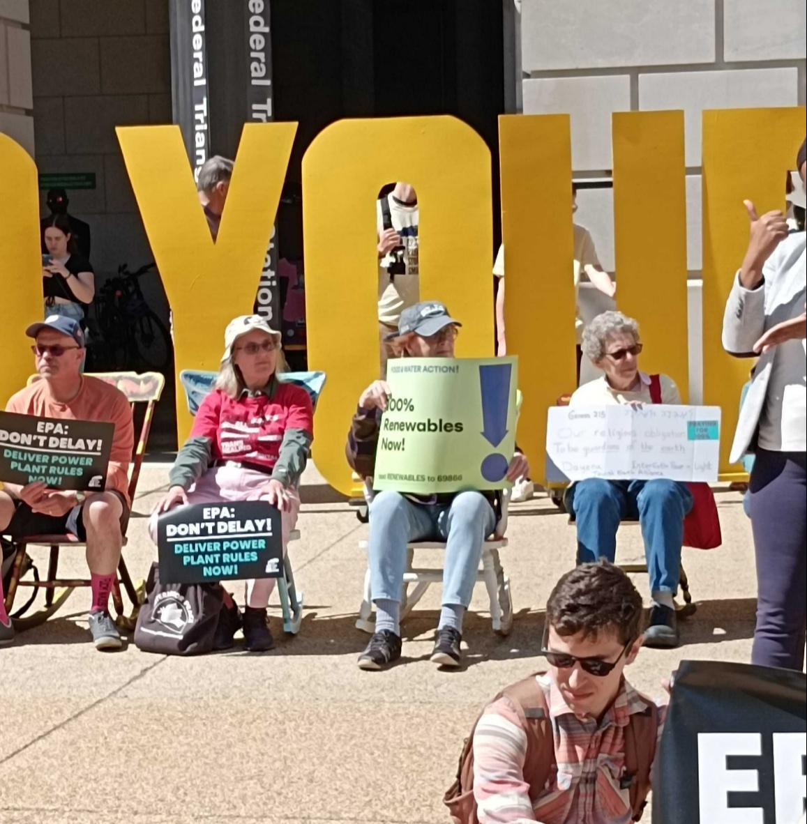 We made it to @CCAN's rally today in DC to ask @EPA to stop the delay on power plant rules!

#EPAStopTheDelay #StopPollution #ClimateChange #CleanEnergy #Solar #CommunitySolar #StopFossilFuels #WeGoBeyond #BCorp #BusinessforGood