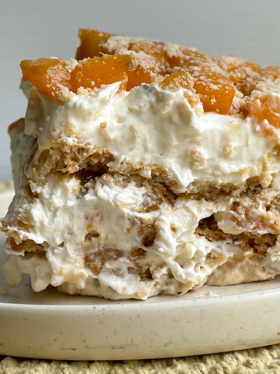 made mango float for iftar! a filipino dessert: layers of buttery biscuits soaked up by whipped cream and condensed milk, and mango!
