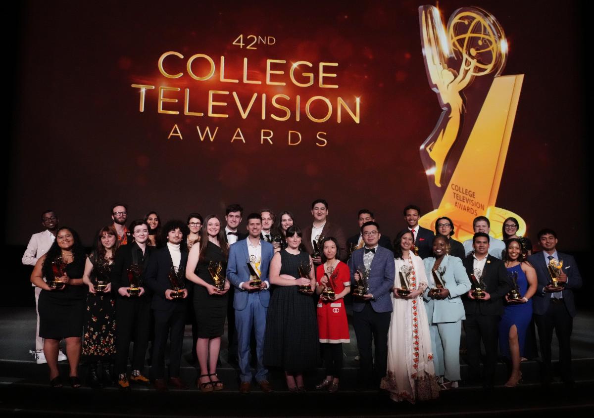 RCRNewsMedia's tweet image. 42nd College Television Award Winners Celebrated at Star-studded Gala #WinnersList #TelevisionAcademyFoundation #WatchVideo 

Find out more at #RCRNewsMedia
redcarpetreporttv.com/2023/04/04/42n…