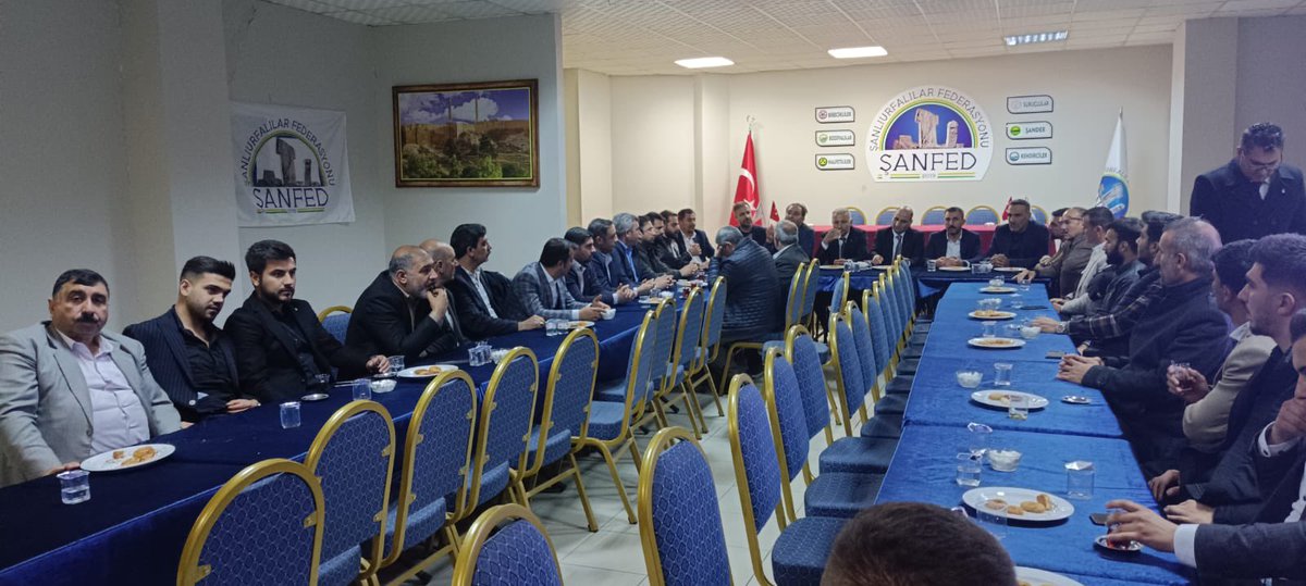 surucder's tweet photo. Gaziantep Milletvekili Aday Adayı @cemildemirchp Derneğimizi ziyaret ederek istişarelerde bulundu.

Cemil DEMİR Bey’e hayırlı olsun, Yolu ve  bahtı açık herşeyin gönlünce olmasını dileriz. https://t.co/gTGgI4KYyx