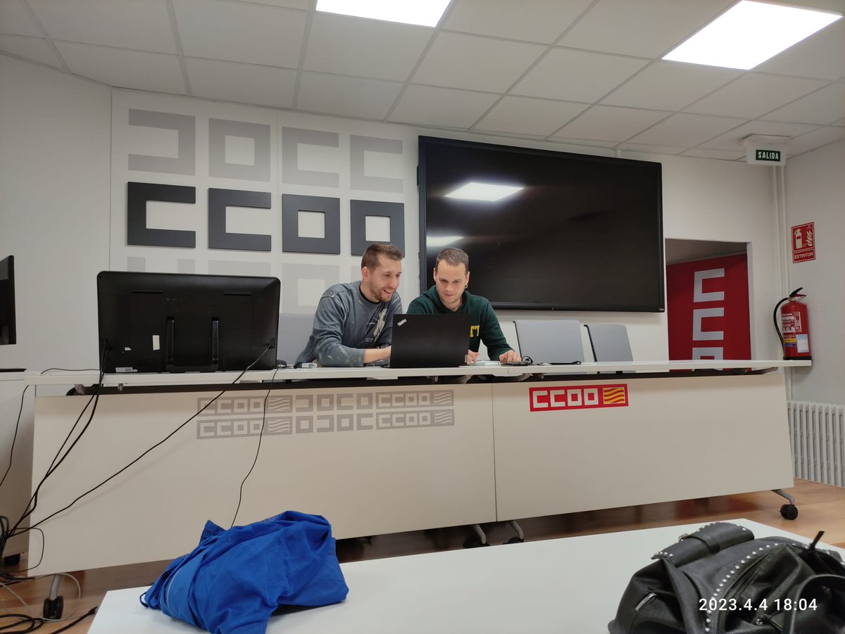 Hoy trabajadores y trabajadoras de #Telnet han realizado la asamblea para organizar la acción sindical frente al ERE planteado por la empresa. 
#TelnetDespide  
📌Defender el empleo 
📌Defender derechos 
<a href="/afctadoseretlnt/">Trabajadores Afectados ERE Telnet</a> <a href="/Industria_CCOO/">CCOO de Industria #PactoIndustriaYA</a> <a href="/CCOOAragon/">Comisiones Obreras Aragón</a>