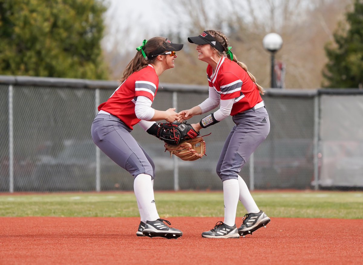 WOUSoftball's tweet photo. All smiles for being back HOME for games this Friday and Saturday!
Friday is a Veterans Appreciation Game & Saturday will be Alumni Appreciation Game!
π Central Washington University
π 12 pm & 2 pm
π Western Oregon University
#Scowolves
#GRITinThingsDone https://t.co/40nIgnPpi0