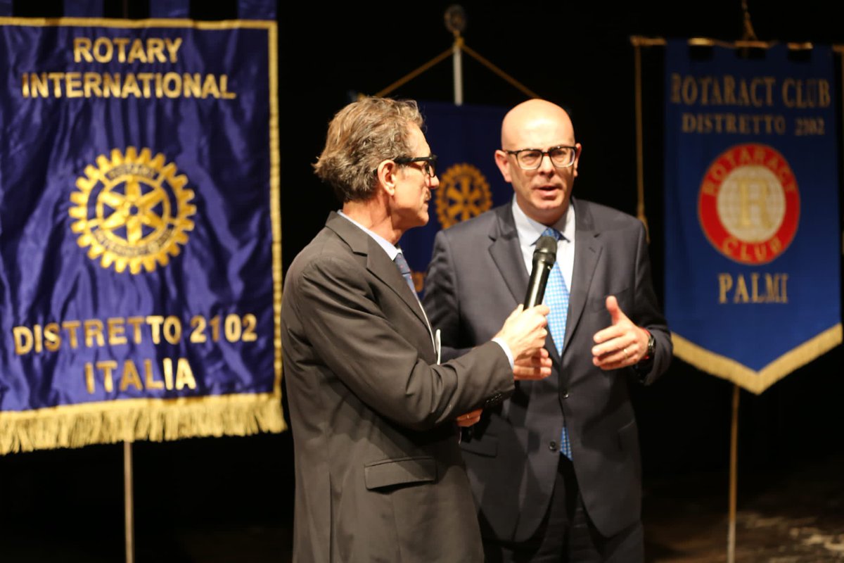 frances57038146's tweet photo. Premio “Felice Badolati@ @RotaryItalia @arcangelobado #palmi https://t.co/u6q6tnMtOo