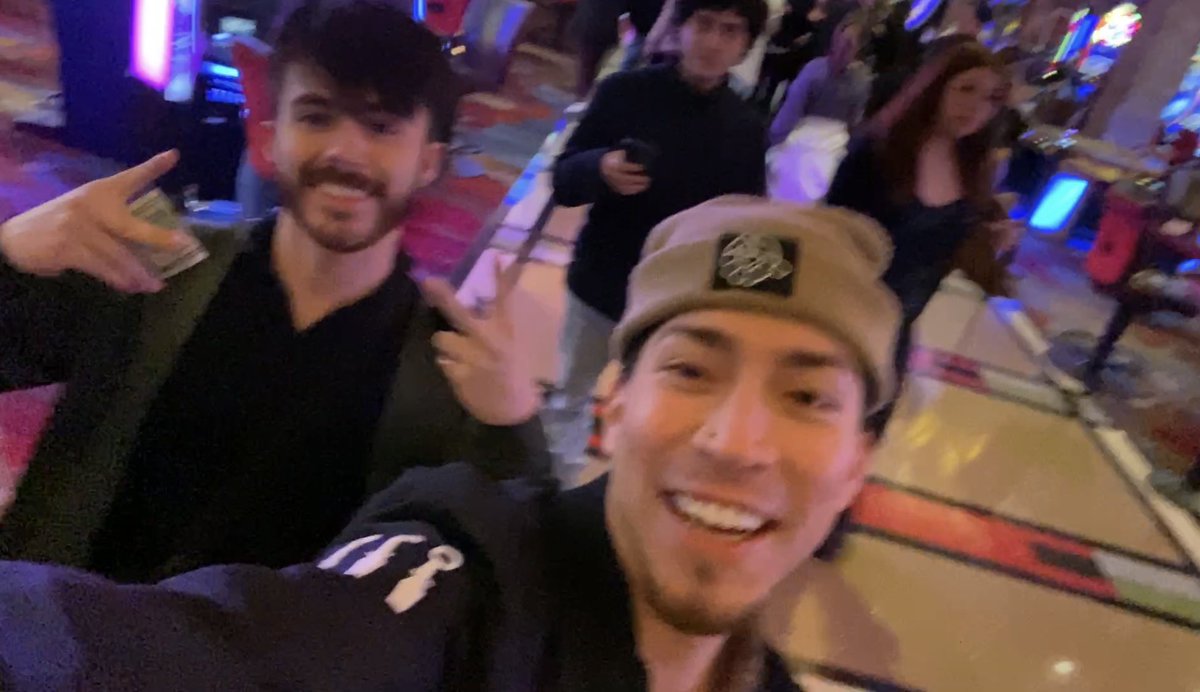 _Mikesan's tweet photo. Cali move so far in 4 pictures https://t.co/gPwok33YZM