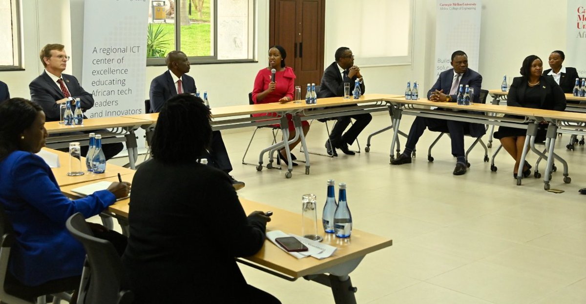 WilliamsRuto's tweet photo. Interacted with students at Carnegie Mellon University Africa, Kigali, Rwanda. https://t.co/vVhoajXkxW