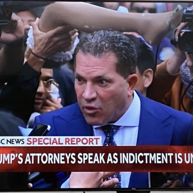 Checking the correct spelling of mannequin so I can search Twitter for an explanation #NotOnMyBINGOCard #IndictmentDay #LockHimUpAlready