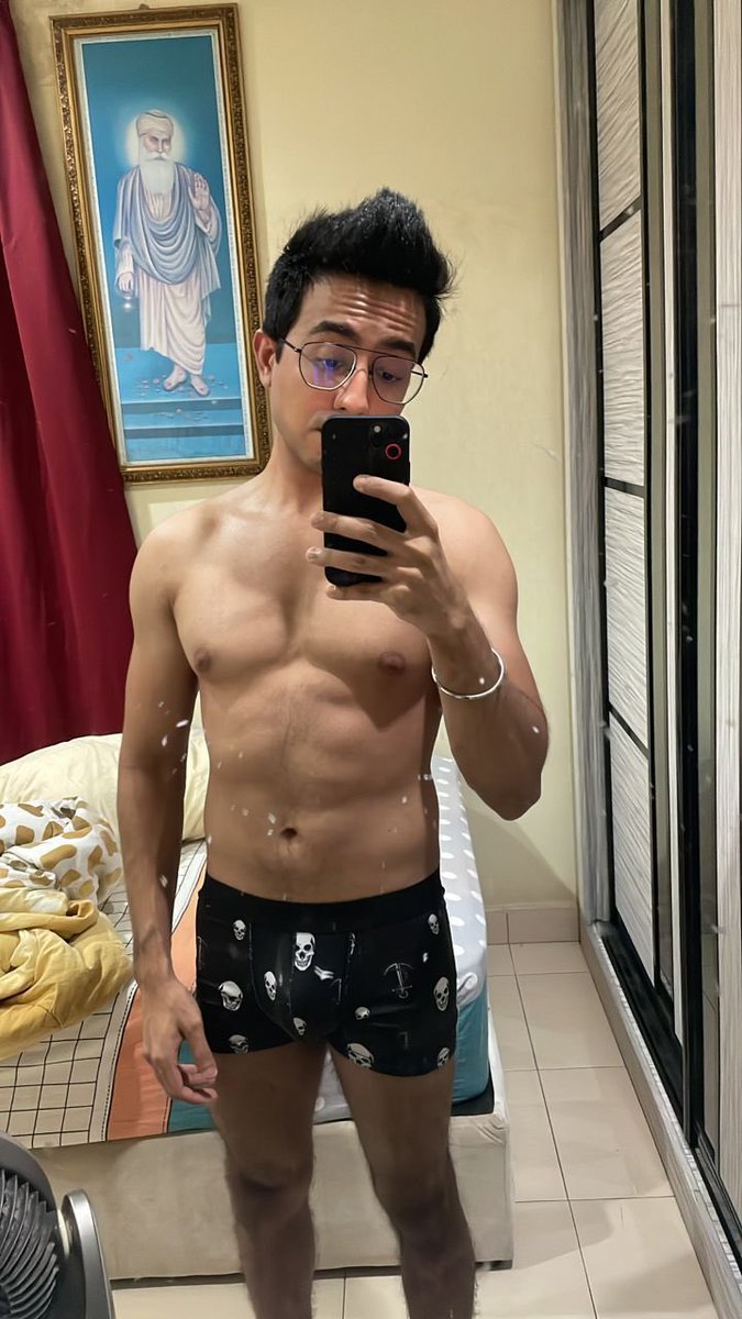 iwant_paki_dick's tweet photo. #punjabgay #desiboys #pakistanigay #indiangay #desiboys #gaypakistan https://t.co/urM1jMleSB