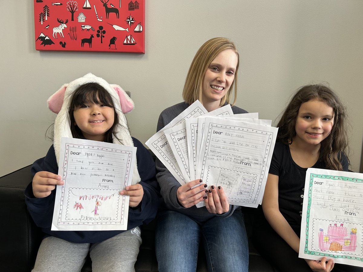 SchoolWestgrove's tweet photo. Gr. 1/2 Barr is learning about writing letters. We love Ryan T. Higgins new book, so the students just had to write him letters all about it. #wearefromthestars💫 #ryanthiggins https://t.co/t8XwKNRi4U