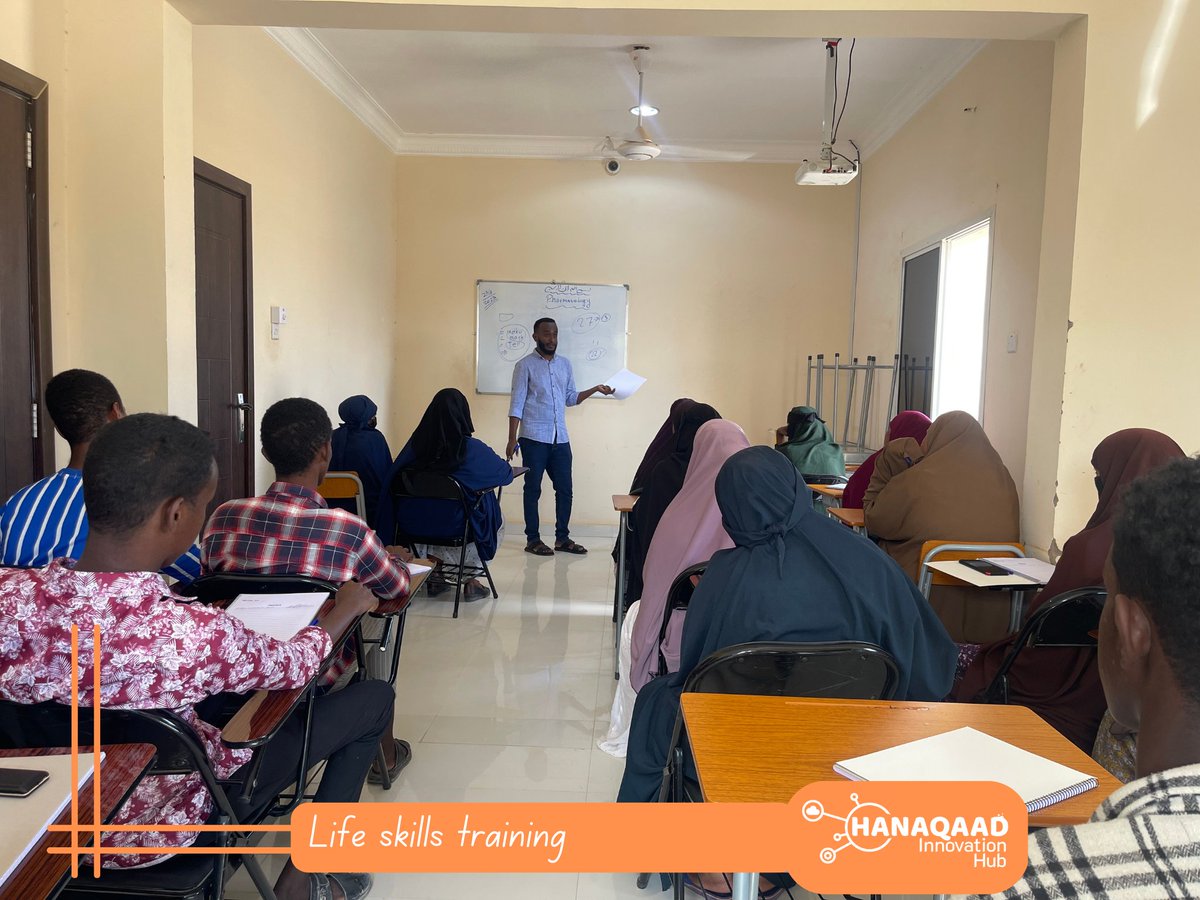 hanaqaadhub's tweet photo. Life skills training is going well at Hanaqaad Hub. This initiatives will help unlock the potential of youth as drivers of economic development in the country. https://t.co/FNsR1FfJEO