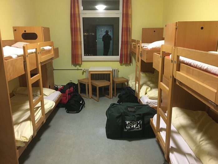 Gucci Günter tweet media