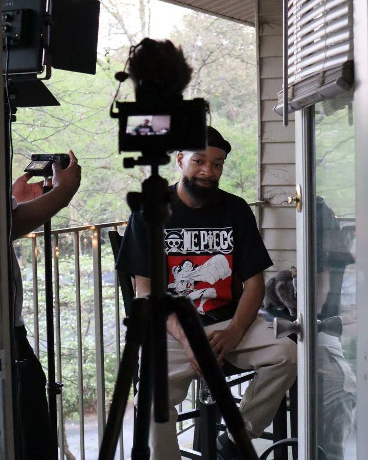 keontaenorm's tweet photo. believe in your team the way they believe in you, a special month for more than one reason. thank you everyone for your support 📸 by @Caymuspapi

new merch drops in two weeks, two live shows in the summertime (dates otw) and a dope collection of visuals COMING SOON! https://t.co/Agv1CGC7tg