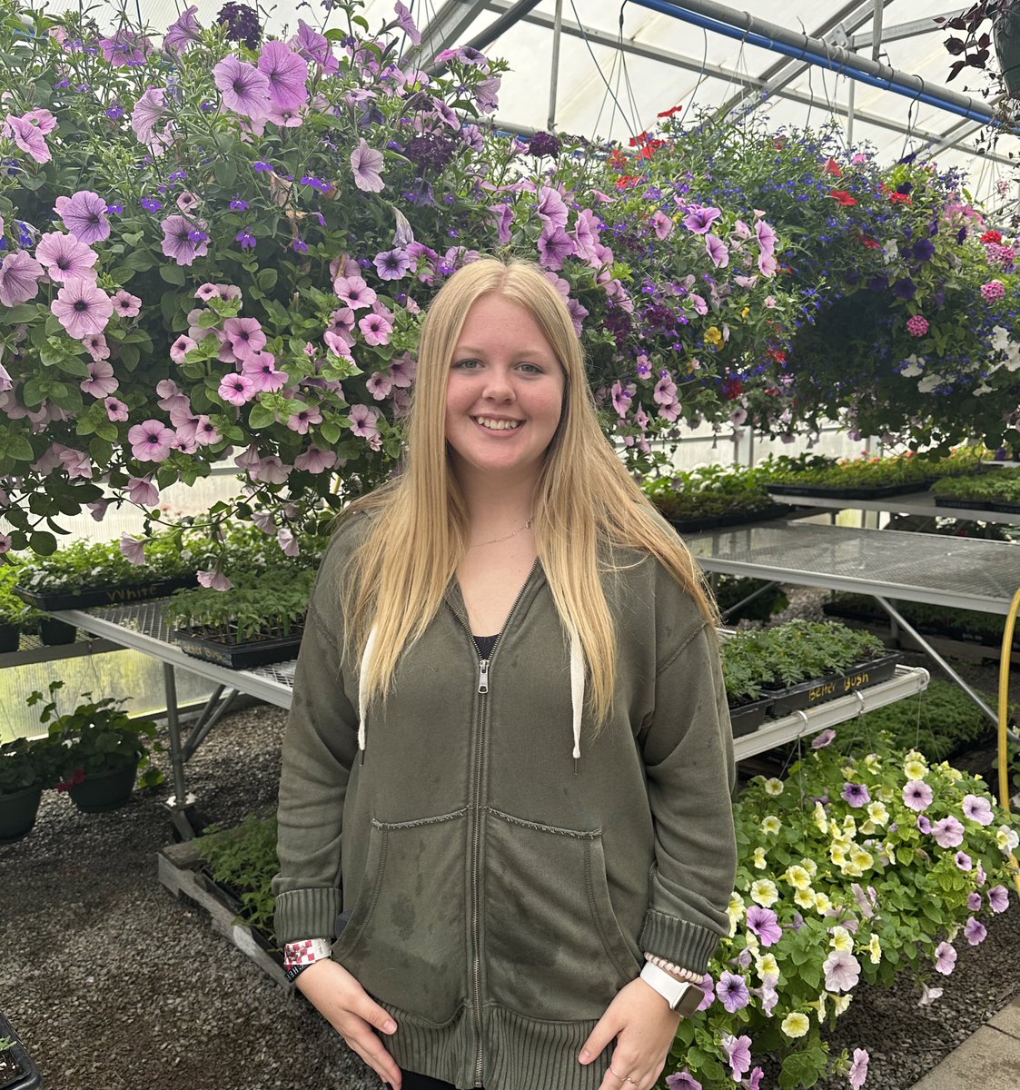 EaglevilleFFA's tweet image. Shout out to Holly Parks who placed individually in the Regional Floriculture event as 2nd Runner up!  #sheunderstoodtheassignment