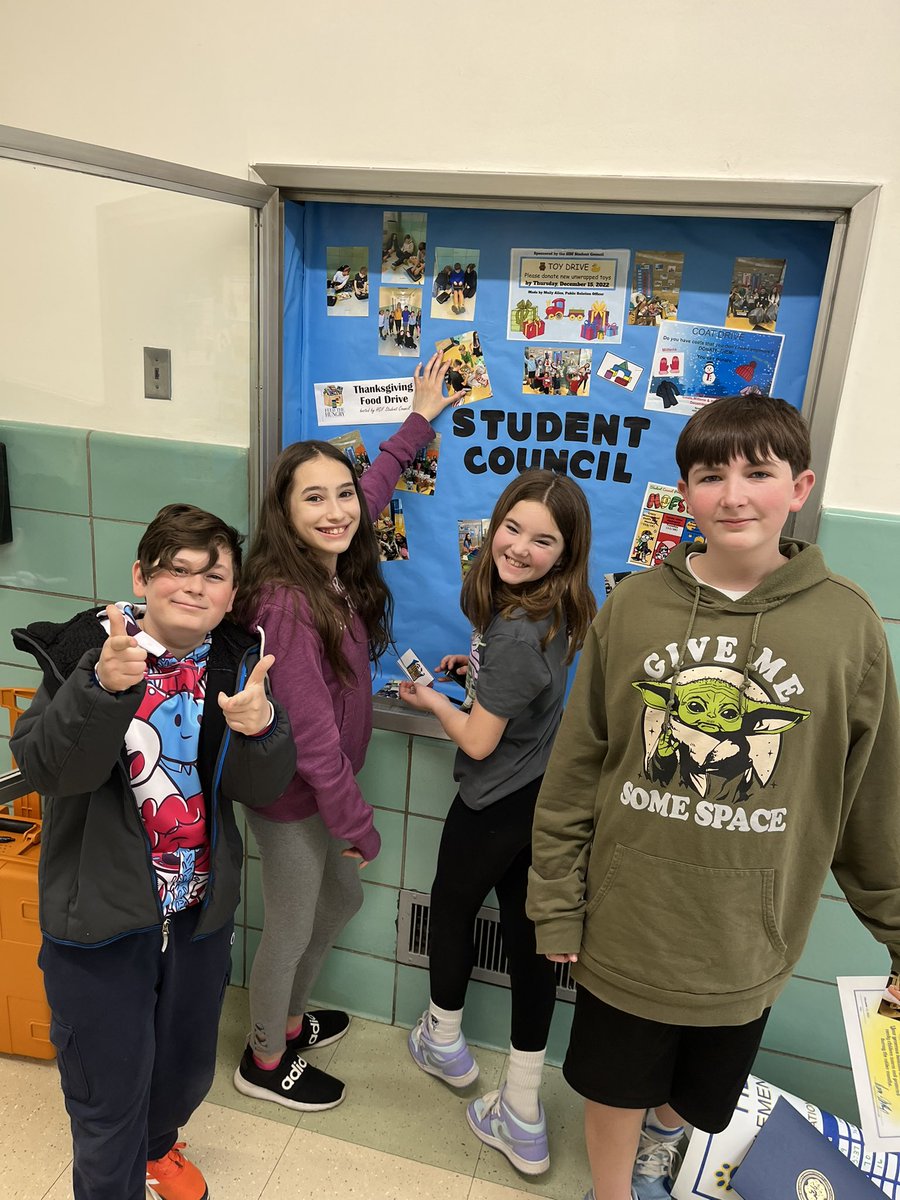 HocevarSLP's tweet photo. @HDFPride Student Council took the lead on our showcase to share all they’ve done this year to help our local community and beyond!  We are #NMerrickProud! @NMerrickSchools #Leaders #studentcouncil https://t.co/t3dNyZ7dX8