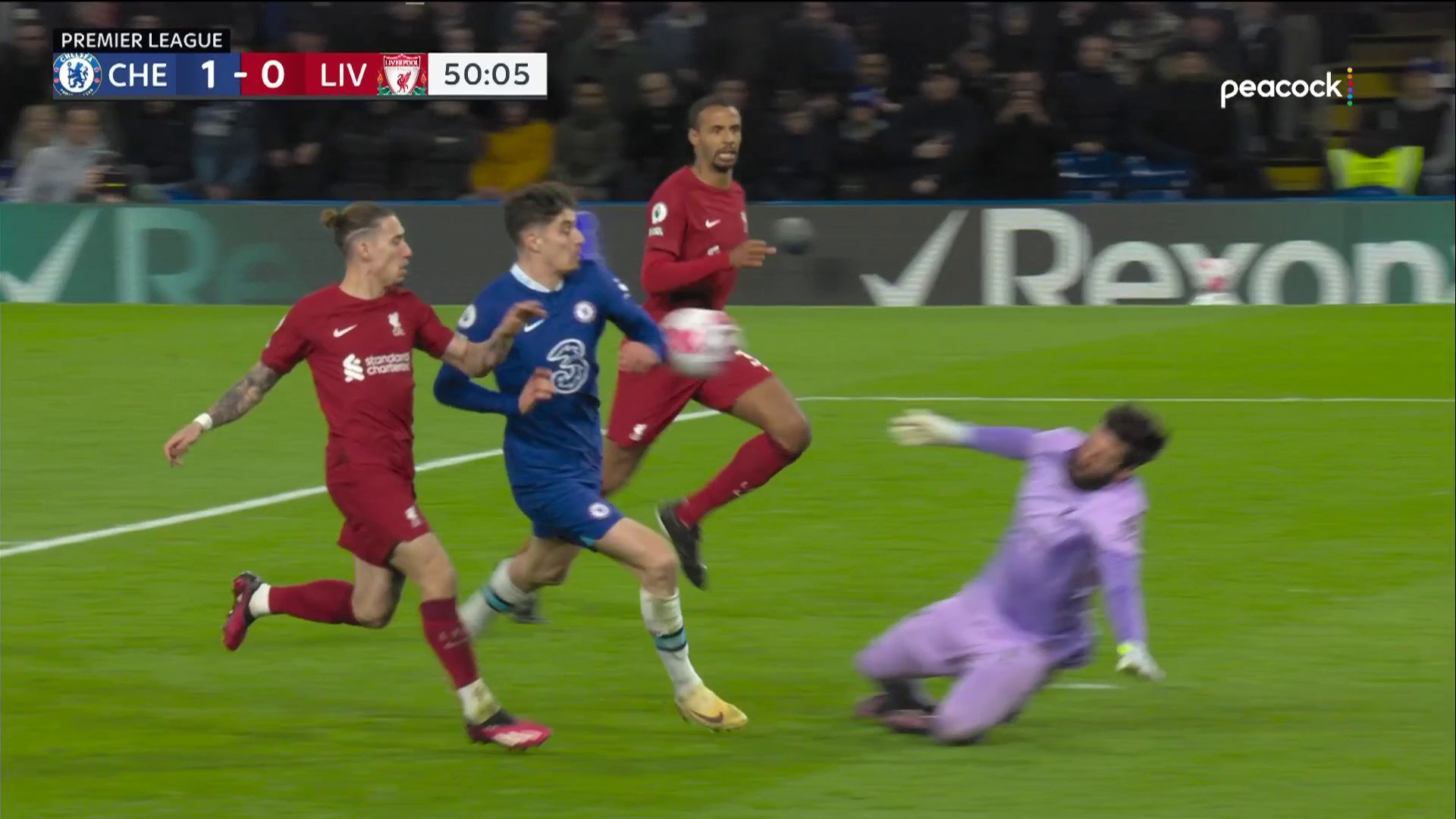 Chelsea have the ball in the back of the net again BUT this time it's disallowed due to a handball.

📺: @peacock 
#MyPLMorning | #CHELIV”