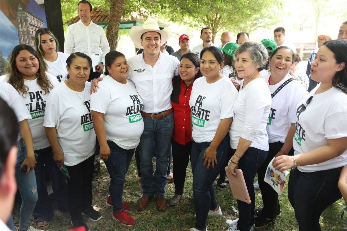 En nuestro tercer día de campaña llegamos a la región norte para visitar el pueblo mágico de #Guerrero y hacer compromisos con nuestra gente. ¡Muchas gracias por el cálido recibimiento y su apoyo de siempre! #PaDelanteCoahuila