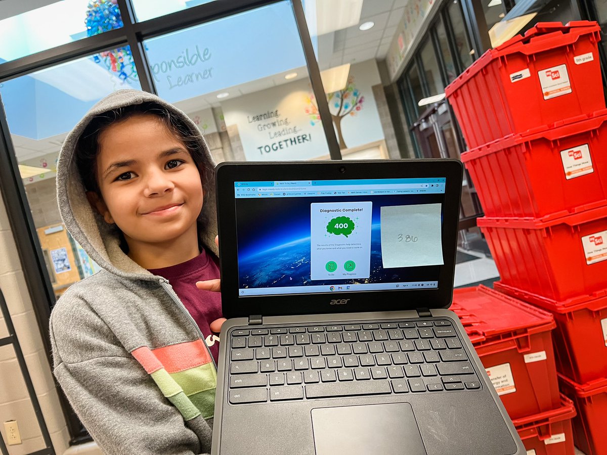 duello_office's tweet photo. So proud of Yasmeen for exceeding her Math goal today! 🥳💛💚 #WeAreDuello #WeAreWentzville @mrsb_DUE @duello_elem #LearningLeadingGrowingTOGETHER #MathRocks https://t.co/vvSRCLW8tm