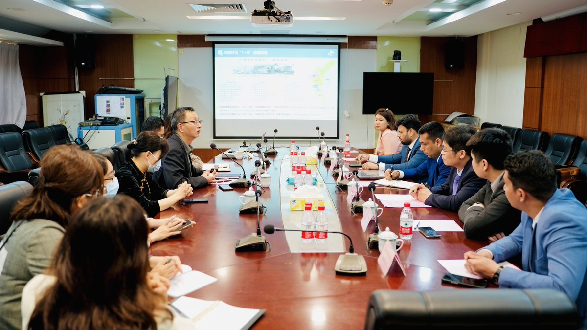 drmsurg's tweet photo. 🇨🇳CMDA &amp; CPMA 🇵🇰 CPMA to promote China Pakistan cooperation in Traditional Medicine. Bringing Acupuncture to the World. China Medical Doctors Ass. Official Website reported CPMA visit to Guangzhou Medical University TCM Hospital@CathayPak @AmbNong @PakAmbChina @ForeignOfficePk https://t.co/tbHmduXMiL