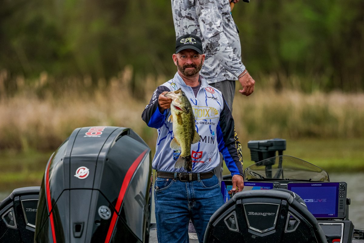 MajorLeagueFish's tweet photo. Tune in to https://t.co/rSvmNb83I2 to see which anglers found some Lake Dardanelle kickers from Day 1 of the @Toyota Series Presented by @phoenixbassboat Southwestern Division event.
https://t.co/BkY1uGOc9I
#WEAREbassfishing #liveweighin #bassfishinglife https://t.co/sgROFmmv5d