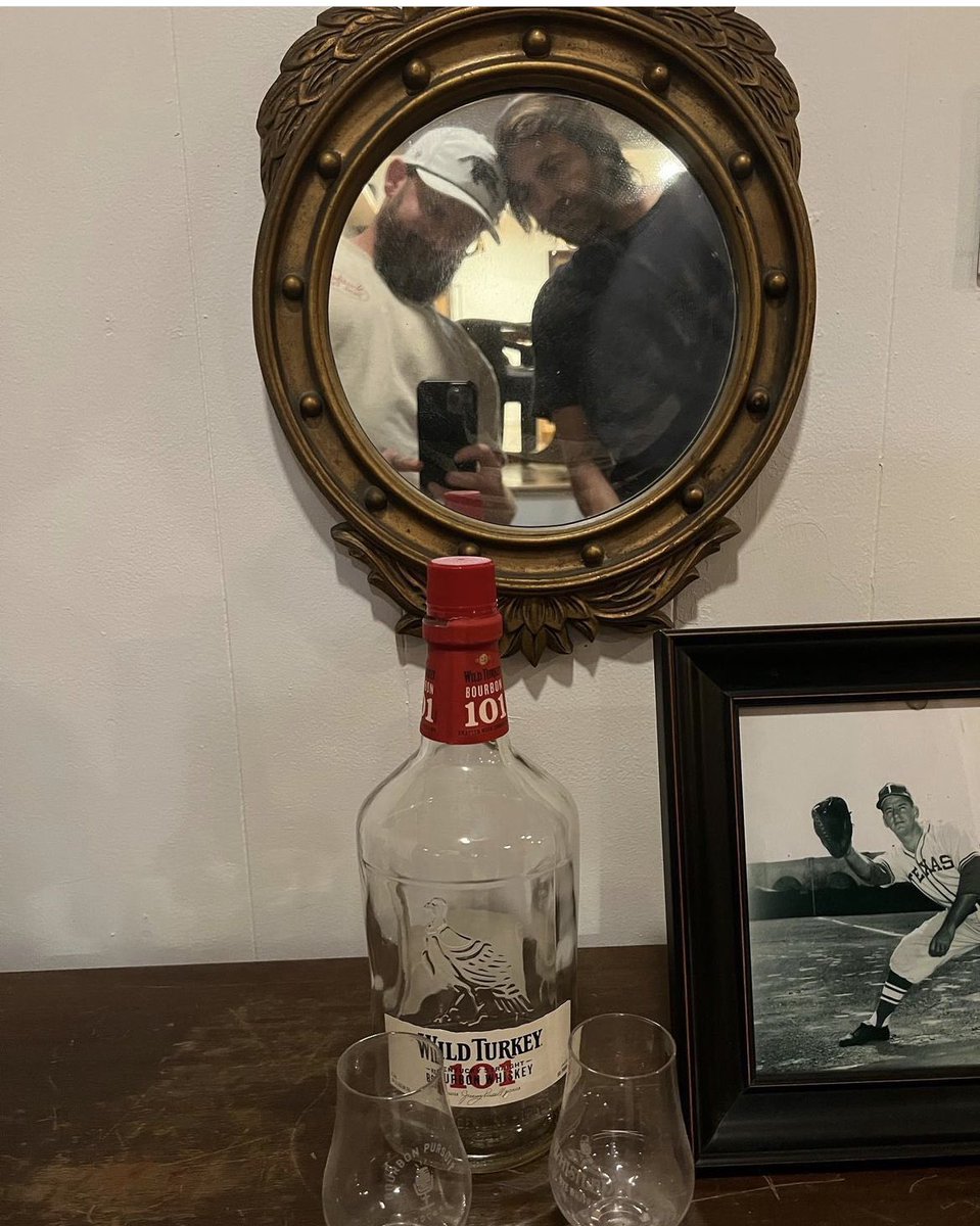 pennyandsparrow's tweet photo. Making the next album now thx https://t.co/2b2tTP02c3